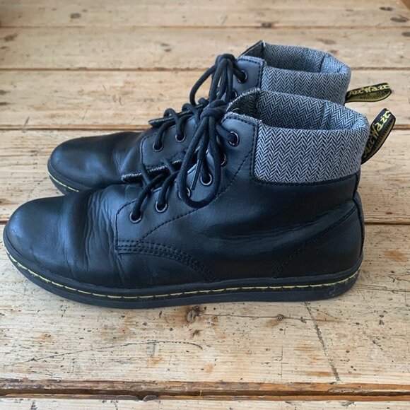 Dr Martens Maelly Boots in Black - Picture 4 of 15
